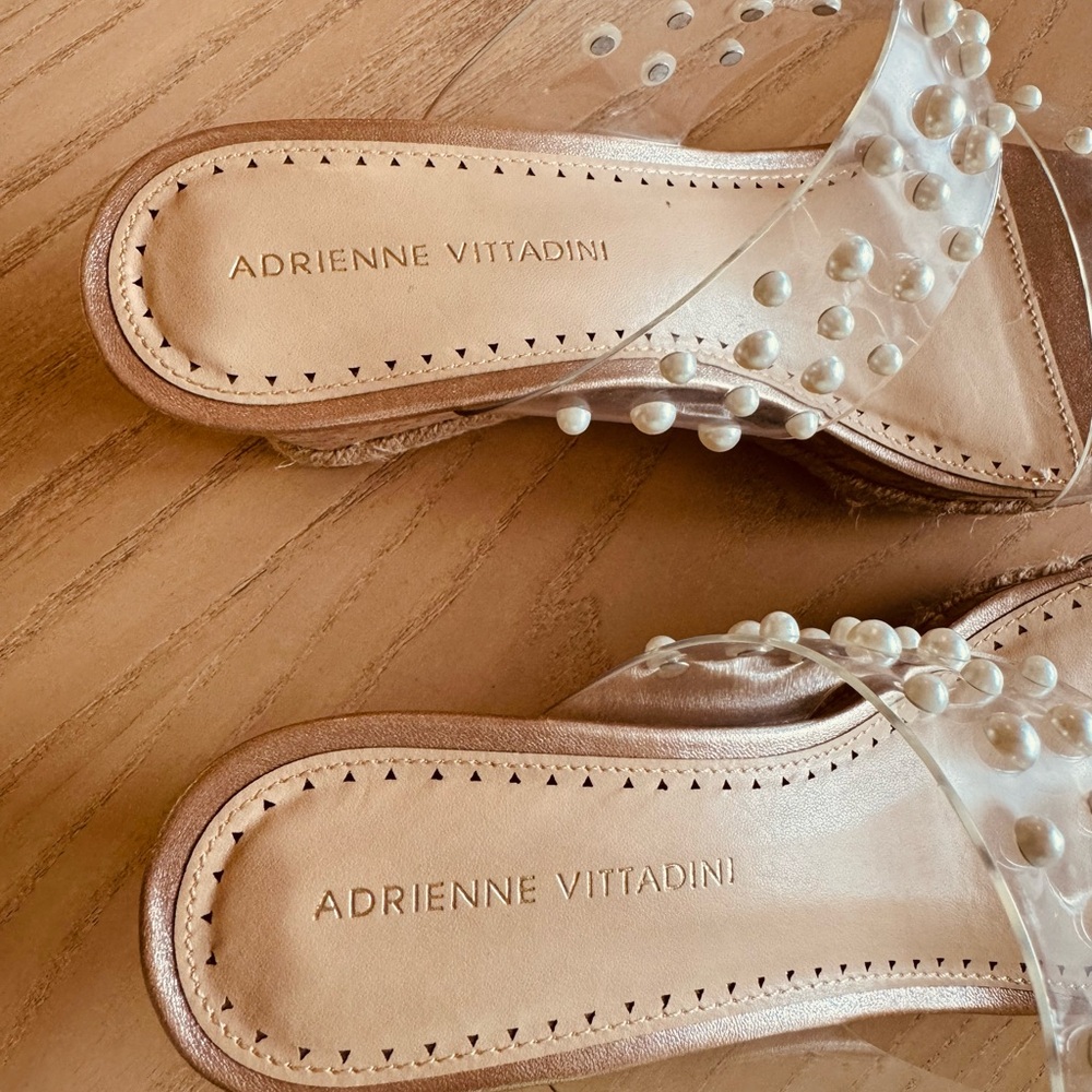 Adrienne Vittadini Luz Slide Wedge Sandal / Size 9 - Picture 4 of 8
